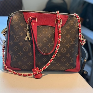 Amber added a photo of their purchase