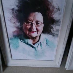 Lorelia added a photo of their purchase