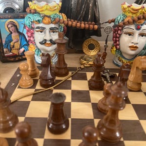シチリアの頭部像、カルタジローネ陶器製のシチリア・ムーア人の頭部像