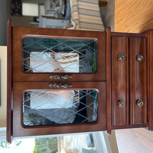 Caitlyn added a photo of their purchase