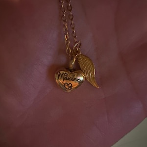 HAILEY added a photo of their purchase