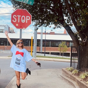 Taylor added a photo of their purchase
