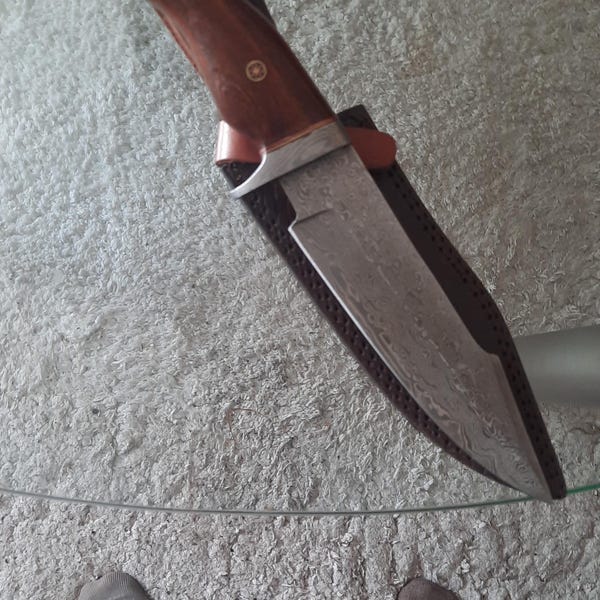 Mittelalter Messer Handgeschmiedet – Damaszener Stahl, Lederscheide, Gesamtlänge 17,5 Cm
