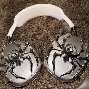 mariam added a photo of their purchase