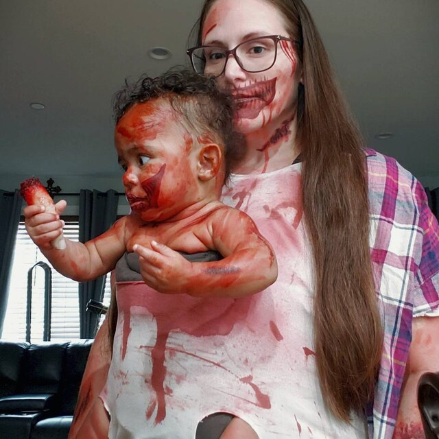 Faux Doigts Sanglants Pour Améliorer L'atmosphère D'Halloween