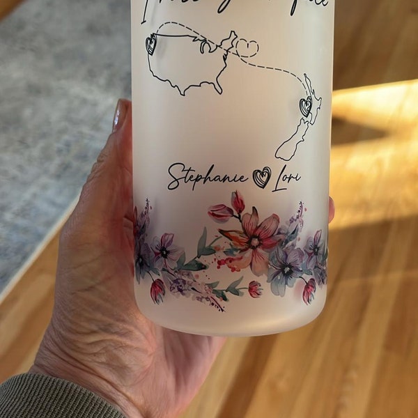 VTmaio Taza Con Texto En Inglés «Interesting Not Sisters By Blood But Sisters By Heart Taza De 11 Onzas Para Hermana Unbiologica Taza Para Mejor