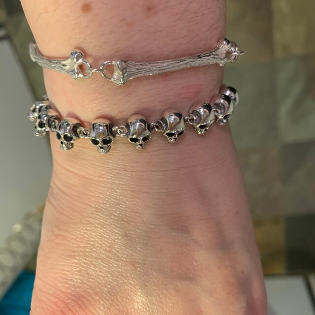 Life abiding statuesque jewelry & painstaking by KomeetJewelry