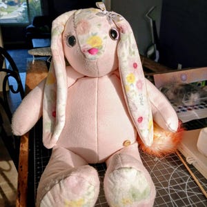 Kasandra added a photo of their purchase