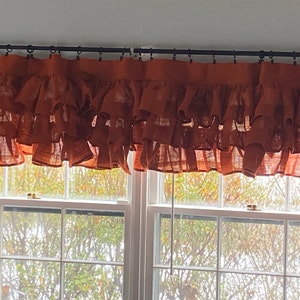 Yuletide Burlap Tan Ruffled Tree Skirt 36 - Allyson's Place | Primitive Home Décor