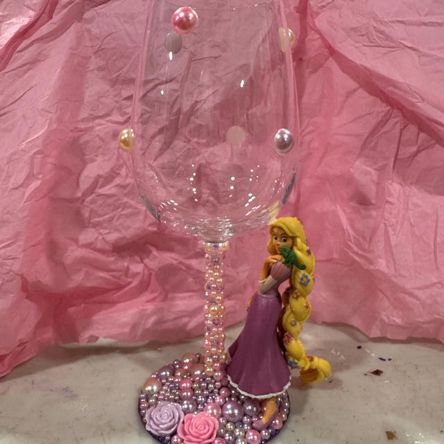 Rapunzel Wine Glass, Rapunzel Gift, Rapunzel Glass, Character Wine