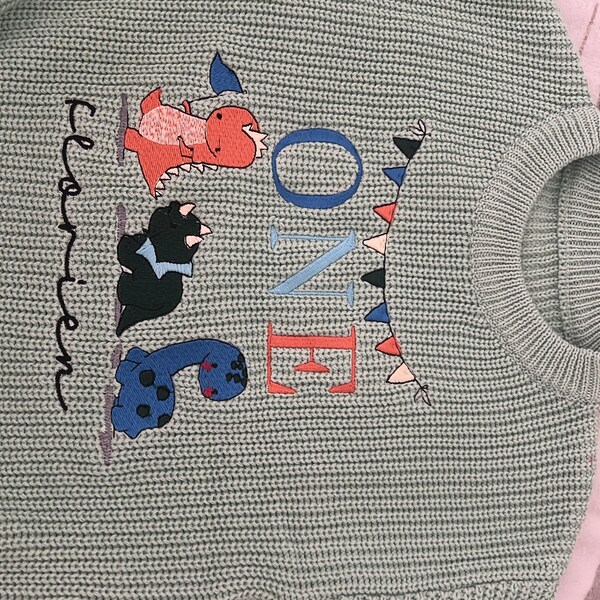 EASTER Graphic Round Neck Sweatshirt