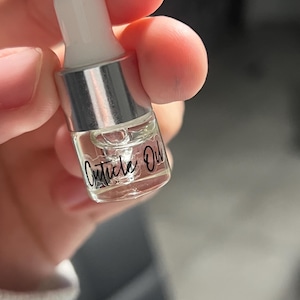 Lisnel added a photo of their purchase