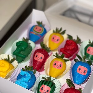 Cocomelon and friends Cakepops strawberries and Mini Cupcake images.