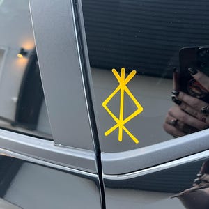 Fallon added a photo of their purchase