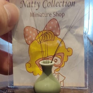 ミニチュア花瓶、ミニチュア陶器花瓶、ドールハウスの装飾、人形と