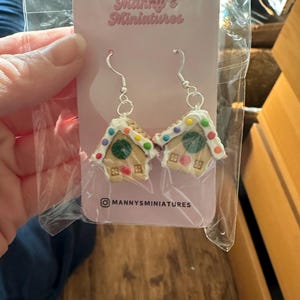 Amber added a photo of their purchase