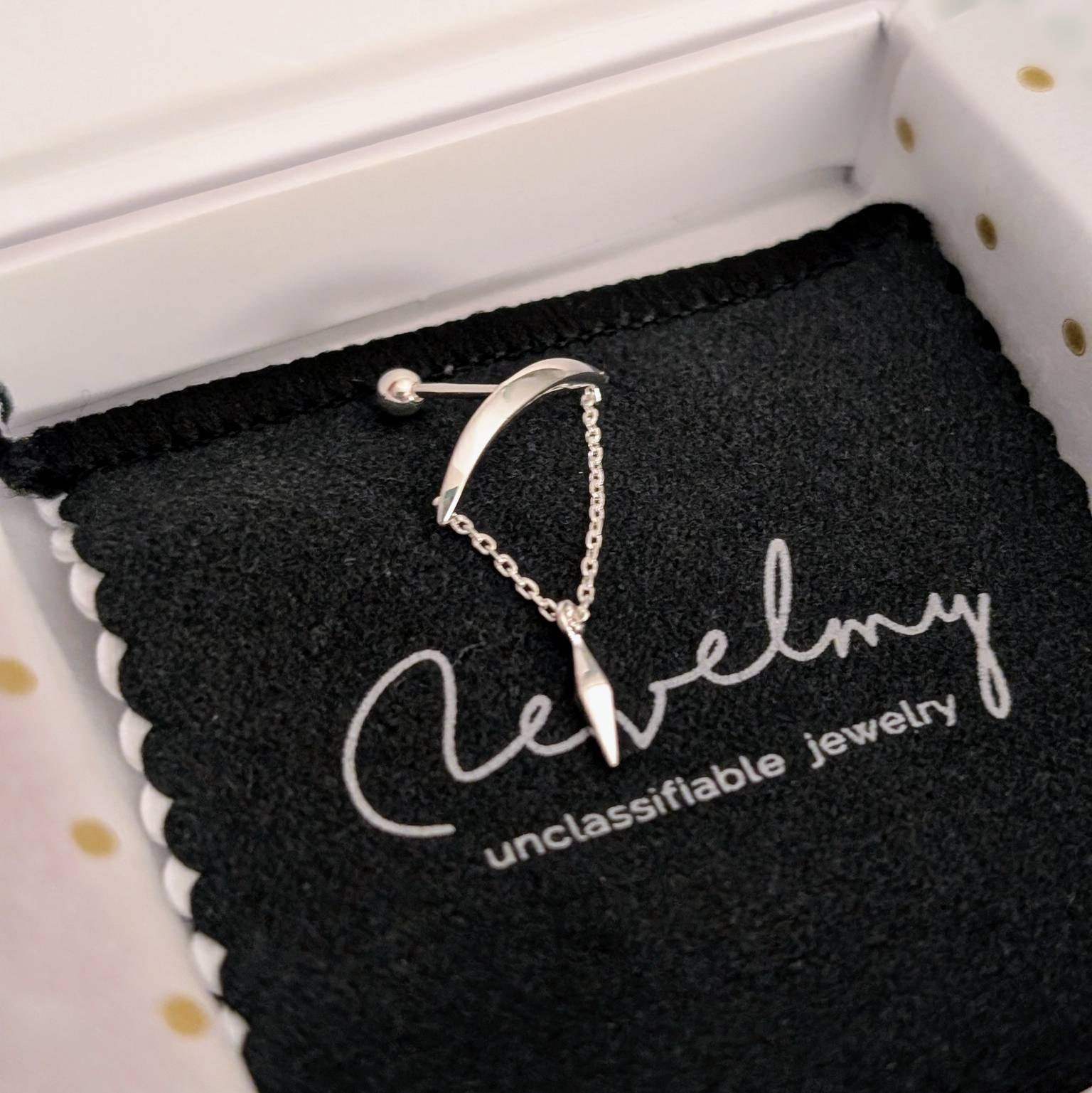 Top Helix Chain Piercing •  Hanging Pendulum Helix Earring • Crescent Moon Cartilage Earring • 18G 16G • Silver Hidden Helix - CRT012