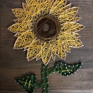 Adult DIY Art Kit - Sunflower Hello - 3D Round Door Hanger, 16 – Robyn  Smith Art Adventures
