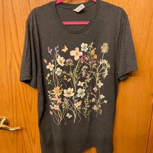 Pressed Flowers Tshirt Boho Wildflowers Cottagecore Shirt - Etsy