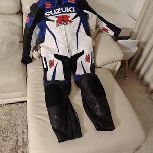 Zamier added a photo of their purchase