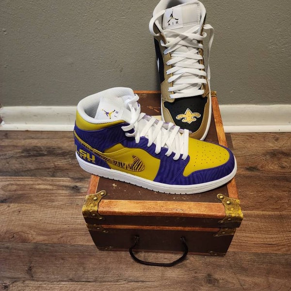 custom painted jordan 1