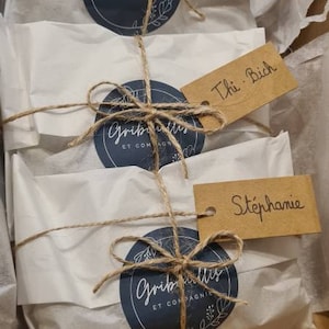 Stéphanie added a photo of their purchase