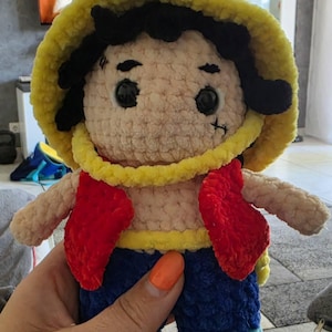 Larissa added a photo of their purchase