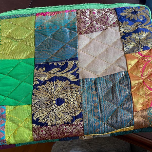 Retro Block - Inspired By Harry Styles - Sustainably Made Laptop Sleeve