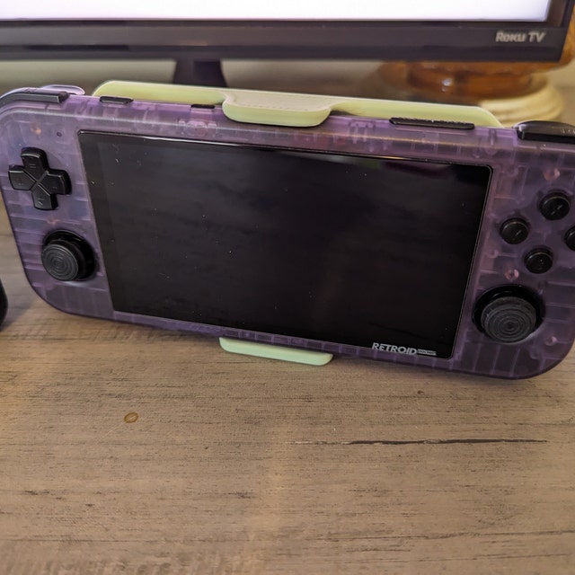 RETROID pocket 3プラス ClearBlue グリップとケース付き Clear Blue RP3+, with each official grip, under different