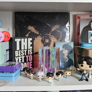 Molli added a photo of their purchase