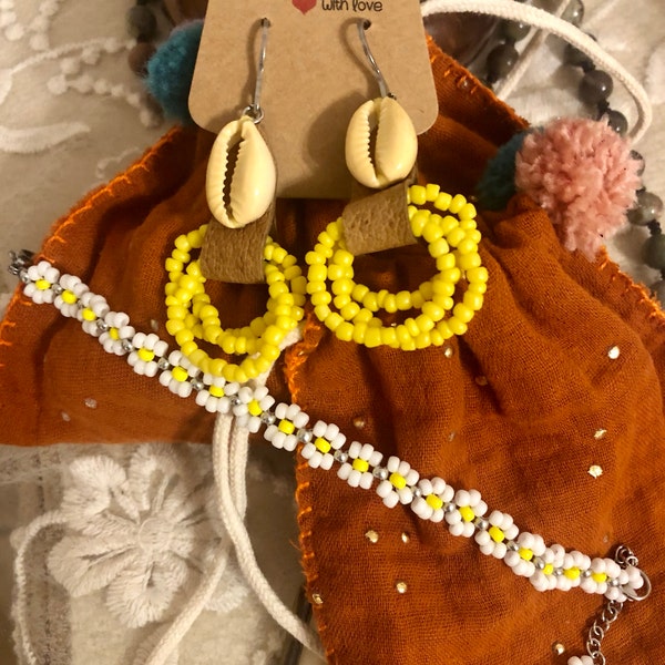 COLLIER ETHNIQUE PERLES bohème vintage pompons multi rang or cadeau pour femme EUR 14,99 - FR