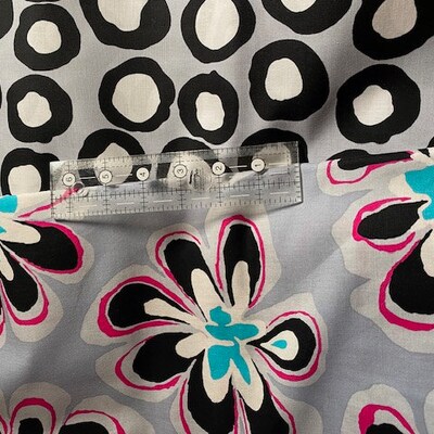 1 Yard Sonic the Hedgehog Tails & Sonic Cotton Fabric Robert Kaufman - Etsy