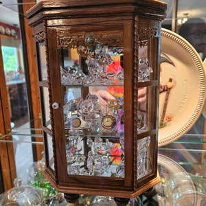 Tiffany added a photo of their purchase