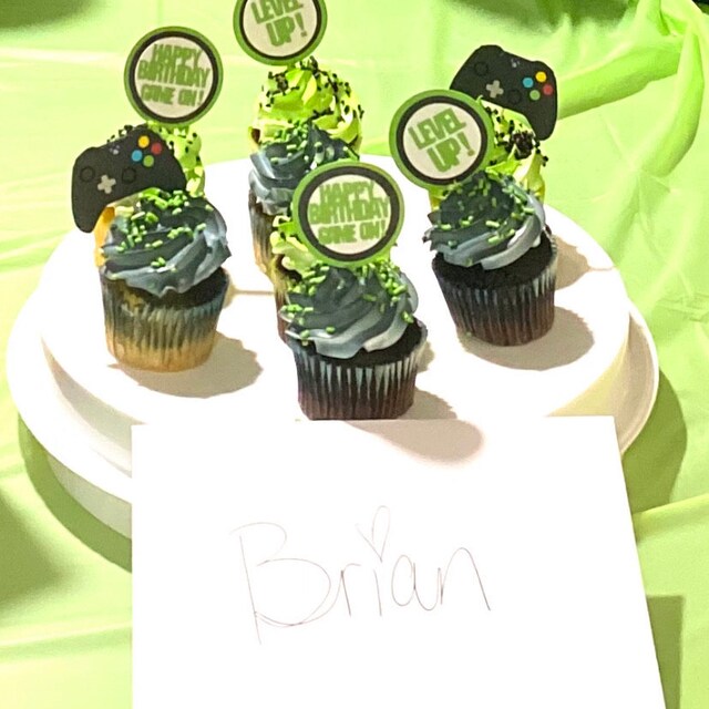 Creating custom cake toppers for all occasions by