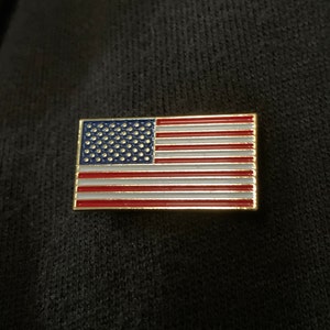 NEW Rectangle American Flag 1" Lapel Pin United States USA VOTE Republican 2020 