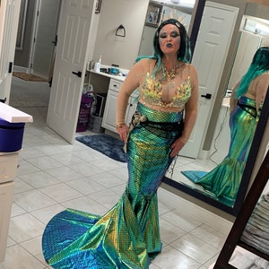 CUSTOM SIZE Mermaid Queen 2.0 Edc Outfit Rave Outfit Bra Mermaid