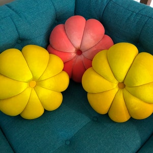 Flower Velvet Round Pillow 14,5 Hand Made Pillow,circular Pillow,round ...