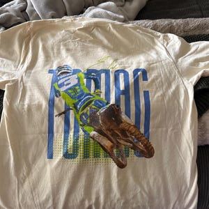 Taylor added a photo of their purchase