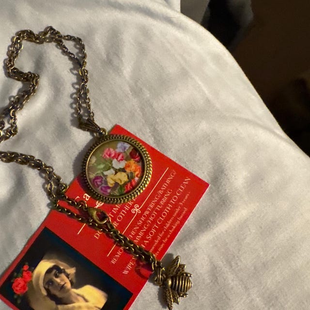 Sweet Pea Pendant Necklace: Vintage Seed Packet Floral Jewelry - Etsy