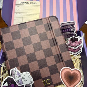 Nutavikarn added a photo of their purchase