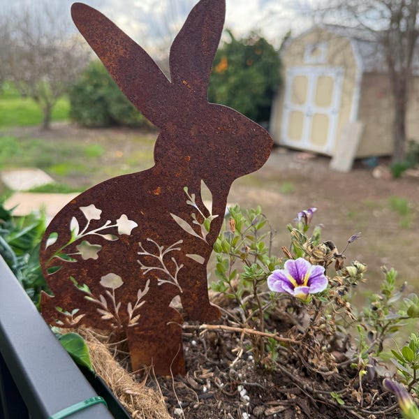 Rusty Bunny Metal Sign, Garden Decor, Rabbit Stake, Vintage Sign ...