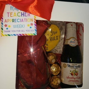 Glenalee added a photo of their purchase