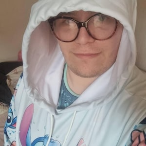 Leo added a photo of their purchase