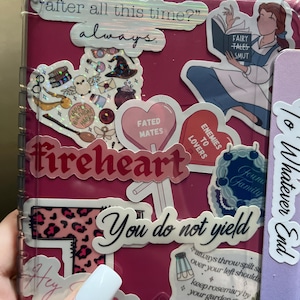 Taylor added a photo of their purchase