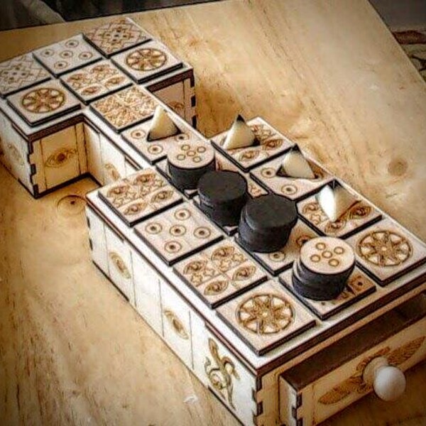 Rombol Senet - The Ancient Egyptian Game of the Pharaohs