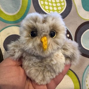 かぎ針編みのぬいぐるみフクロウのあみぐるみパターン (PDF パターン