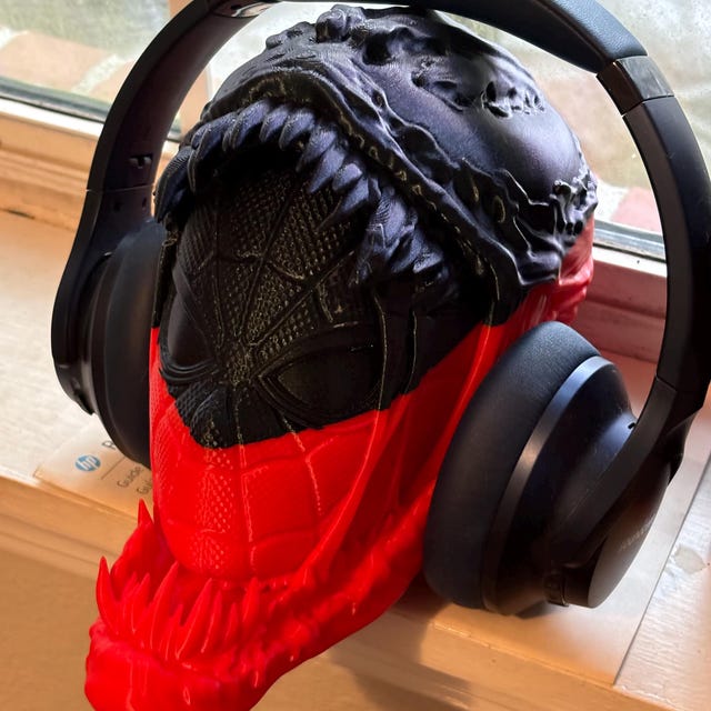 Spiderman Venom Headphone Stand STL File: 3D Printing Digital