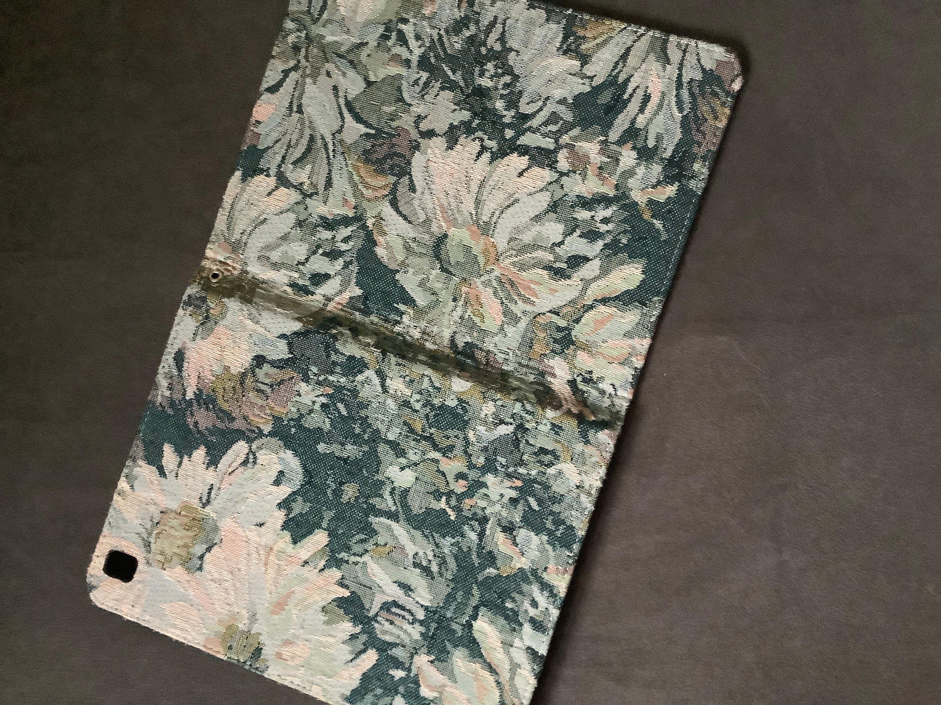 Vintage French Blues Embroidery Fabric iPad Case,iPad Air 11&quot; 13&quot; 2024 iPad Pro 11&quot; 13&quot; iPad Air 5 Pro 12.9&#39;&#39; iPad 10 mini 7(A17 Pro) case