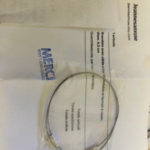 Bracciale Cavo VQYSKO Con Iniziale Incisa A-Z - Acciaio Inossidabile, Regolabile, Per Donna E Ragazza (Diam. 18 Cm, 5 Colori) In Custodia - 5