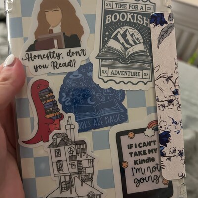 Just One More Chapter Sticker, Water Bottle Sticker, Kindle Sticker ...